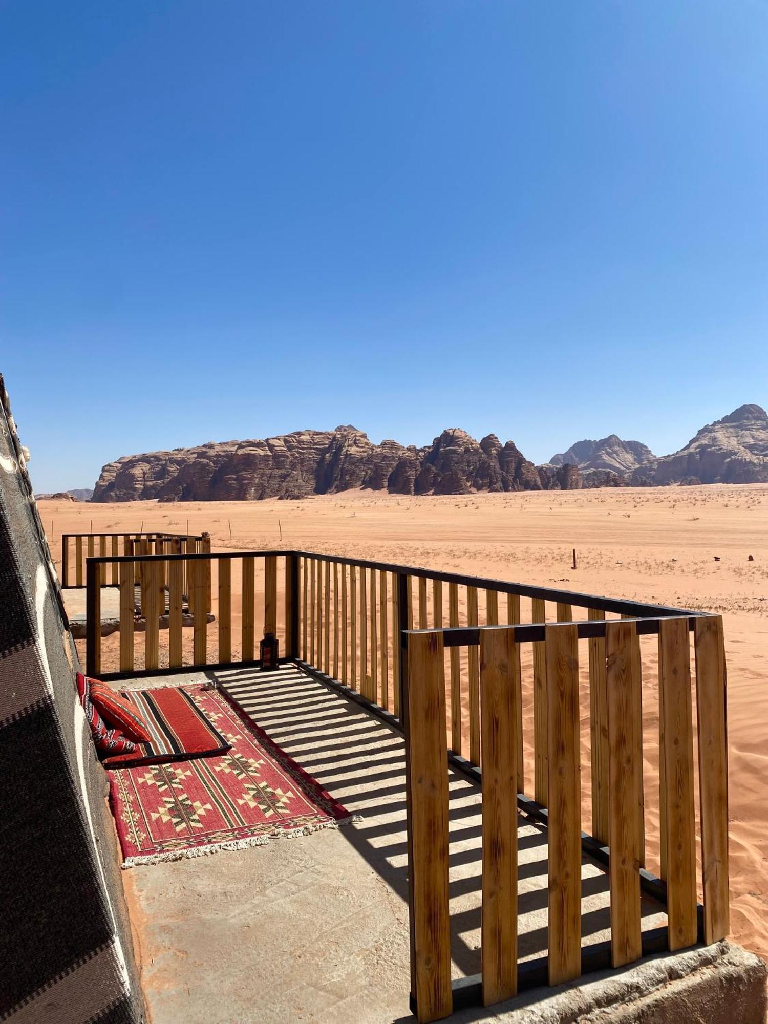 Glamp Camp Wadi Rum Bagian luar foto